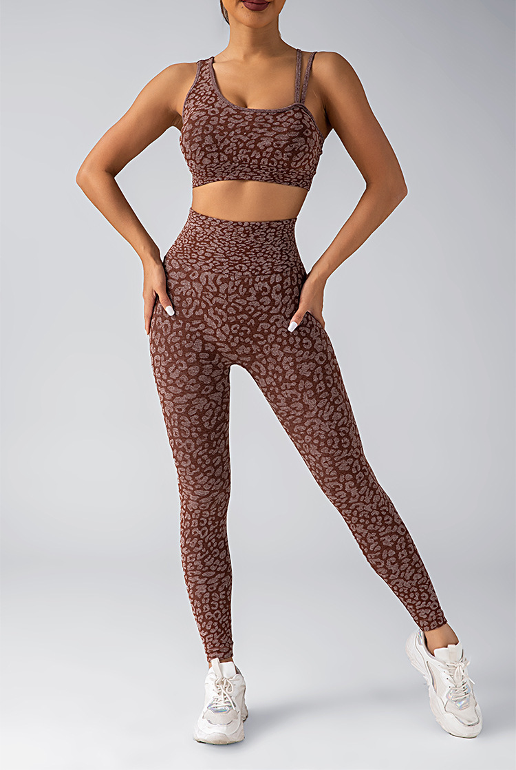 Customized Leopard Yoga Set